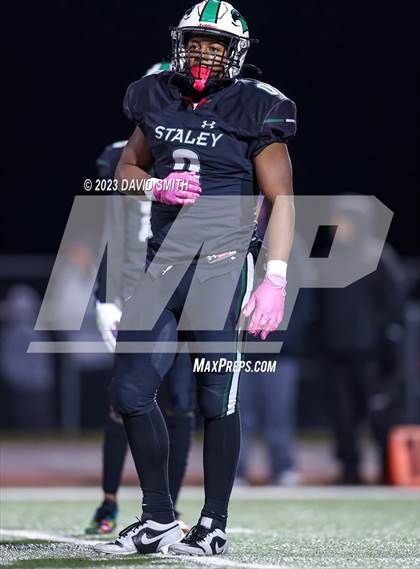 Thumbnail 2 in Park Hill South @ Staley (MSHSAA Class 6 District 8 Playoff) photogallery.