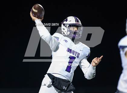 Thumbnail 3 in Park Hill South @ Staley (MSHSAA Class 6 District 8 Playoff) photogallery.