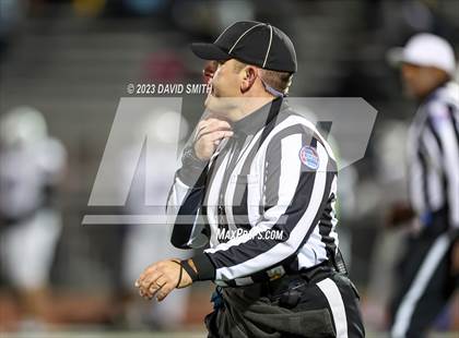 Thumbnail 1 in Park Hill South @ Staley (MSHSAA Class 6 District 8 Playoff) photogallery.