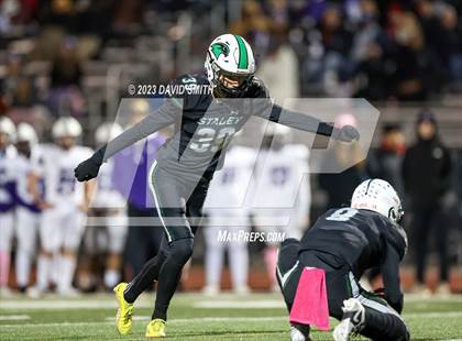 Thumbnail 1 in Park Hill South @ Staley (MSHSAA Class 6 District 8 Playoff) photogallery.