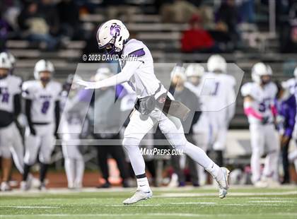 Thumbnail 2 in Park Hill South @ Staley (MSHSAA Class 6 District 8 Playoff) photogallery.