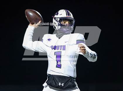 Thumbnail 2 in Park Hill South @ Staley (MSHSAA Class 6 District 8 Playoff) photogallery.