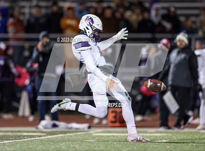Thumbnail 3 in Park Hill South @ Staley (MSHSAA Class 6 District 8 Playoff) photogallery.