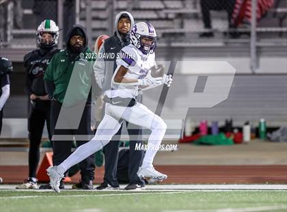 Thumbnail 2 in Park Hill South @ Staley (MSHSAA Class 6 District 8 Playoff) photogallery.