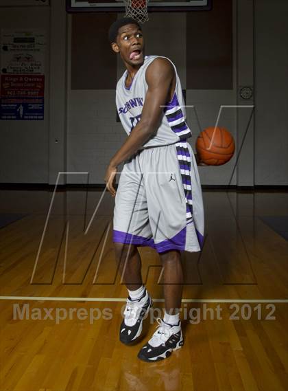 Thumbnail 3 in Southwind (Preseason Top 10 Photo Shoot) photogallery.