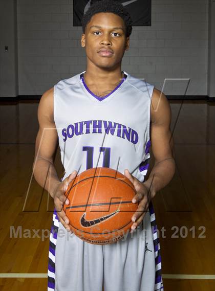 Thumbnail 1 in Southwind (Preseason Top 10 Photo Shoot) photogallery.