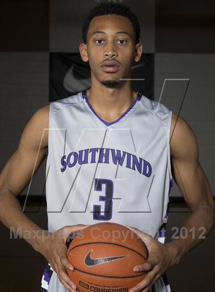 Thumbnail 1 in Southwind (Preseason Top 10 Photo Shoot) photogallery.