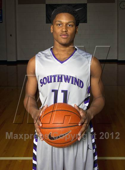 Thumbnail 3 in Southwind (Preseason Top 10 Photo Shoot) photogallery.