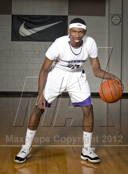 Thumbnail 3 in Southwind (Preseason Top 10 Photo Shoot) photogallery.