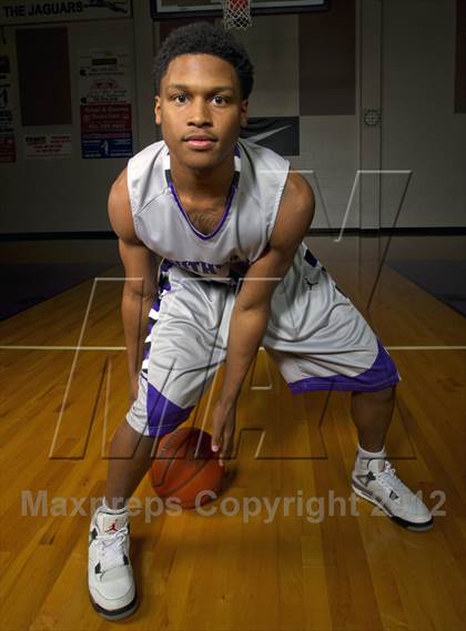 Thumbnail 3 in Southwind (Preseason Top 10 Photo Shoot) photogallery.