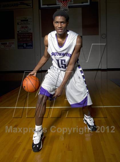 Thumbnail 1 in Southwind (Preseason Top 10 Photo Shoot) photogallery.