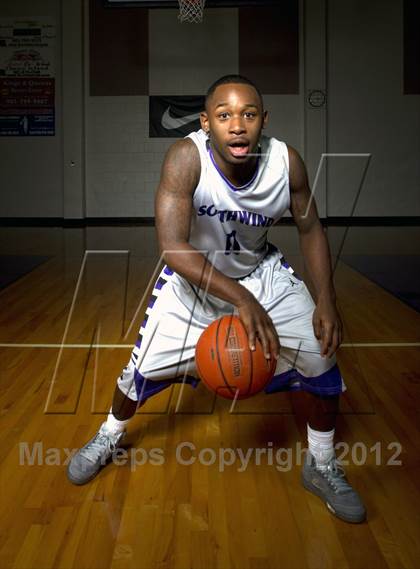 Thumbnail 2 in Southwind (Preseason Top 10 Photo Shoot) photogallery.