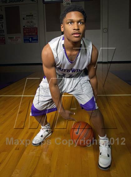 Thumbnail 2 in Southwind (Preseason Top 10 Photo Shoot) photogallery.