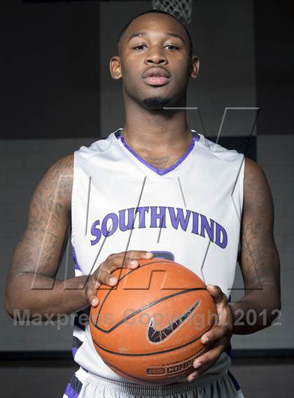 Thumbnail 2 in Southwind (Preseason Top 10 Photo Shoot) photogallery.