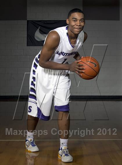 Thumbnail 3 in Southwind (Preseason Top 10 Photo Shoot) photogallery.