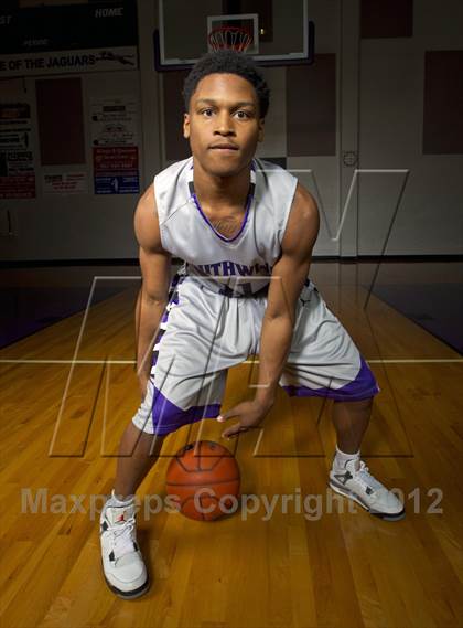 Thumbnail 1 in Southwind (Preseason Top 10 Photo Shoot) photogallery.