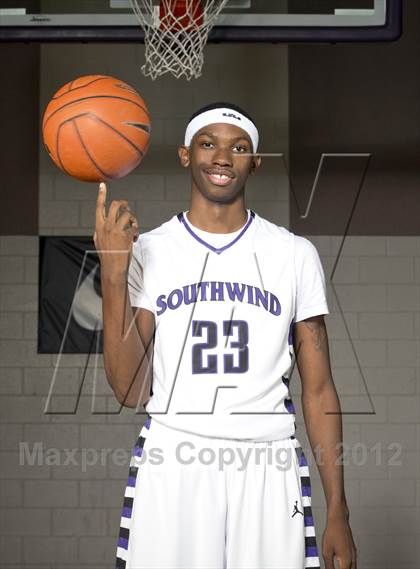 Thumbnail 3 in Southwind (Preseason Top 10 Photo Shoot) photogallery.