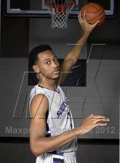 Thumbnail 3 in Southwind (Preseason Top 10 Photo Shoot) photogallery.