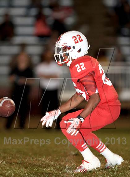 Thumbnail 3 in Loyola @ Lakewood photogallery.