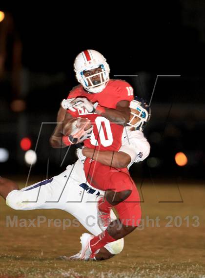 Thumbnail 2 in Loyola @ Lakewood photogallery.