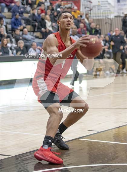 Thumbnail 2 in Thorp vs. Minnesota Valley Lutheran photogallery.