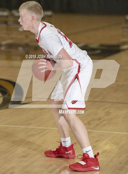 Thumbnail 1 in Thorp vs. Minnesota Valley Lutheran photogallery.