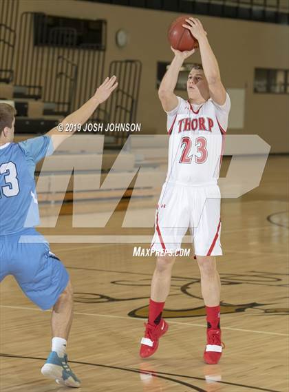 Thumbnail 1 in Thorp vs. Minnesota Valley Lutheran photogallery.