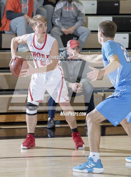 Thumbnail 2 in Thorp vs. Minnesota Valley Lutheran photogallery.