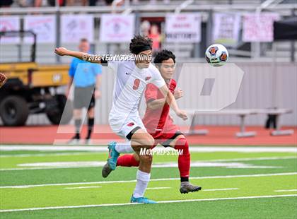 Thumbnail 2 in Clarksville vs. Farmington (AAA 4A State Final) photogallery.