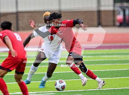 Thumbnail 2 in Clarksville vs. Farmington (AAA 4A State Final) photogallery.