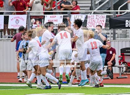 Thumbnail 3 in Clarksville vs. Farmington (AAA 4A State Final) photogallery.