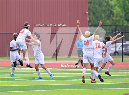 Thumbnail 1 in Clarksville vs. Farmington (AAA 4A State Final) photogallery.
