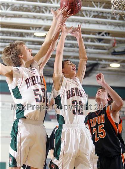 Thumbnail 2 in JV Ripon @ Berlin photogallery.