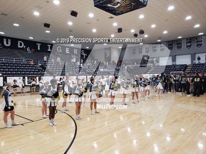 Thumbnail 1 in Broken Arrow TOC Ceremony photogallery.