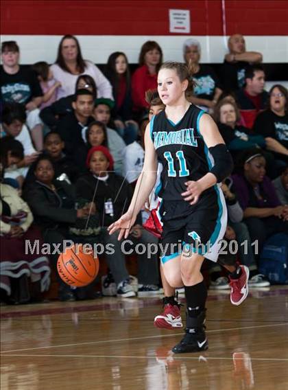 Thumbnail 2 in Pasadena Memorial vs South Houston photogallery.