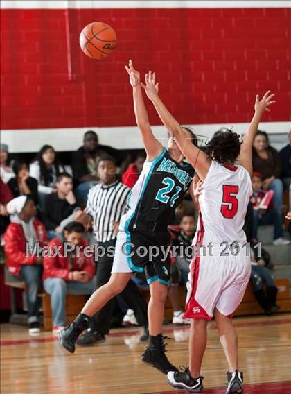 Thumbnail 3 in Pasadena Memorial vs South Houston photogallery.
