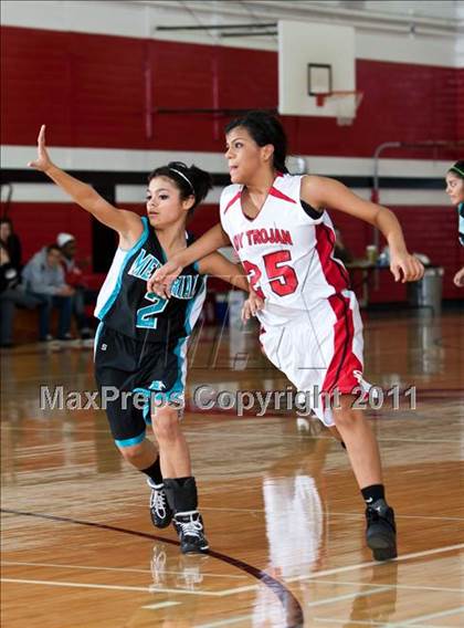 Thumbnail 2 in Pasadena Memorial vs South Houston photogallery.