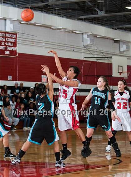 Thumbnail 2 in Pasadena Memorial vs South Houston photogallery.