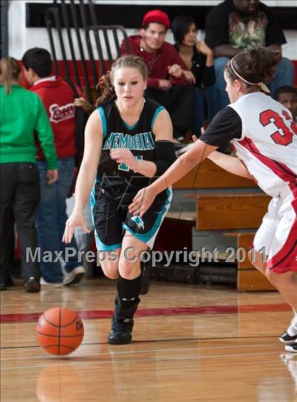 Thumbnail 3 in Pasadena Memorial vs South Houston photogallery.