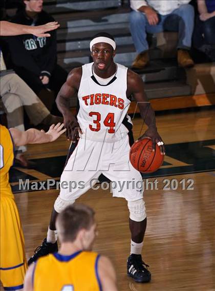 Thumbnail 1 in Gatlinburg-Pittman vs. Pigeon Forge (D3-AAA playoffs) photogallery.