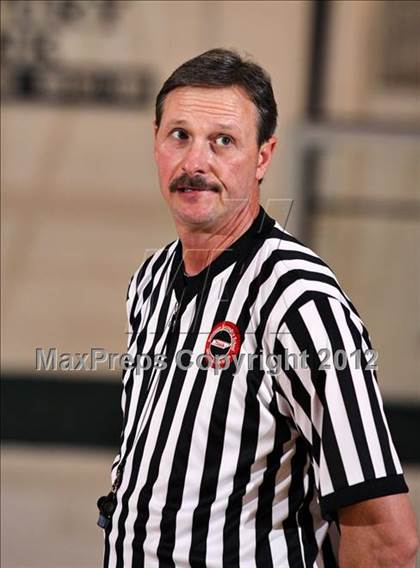 Thumbnail 1 in Gatlinburg-Pittman vs. Pigeon Forge (D3-AAA playoffs) photogallery.