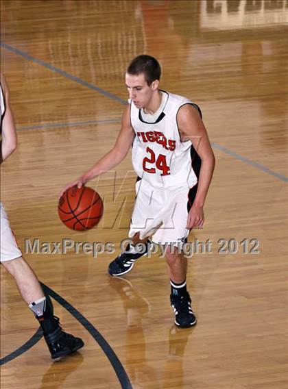 Thumbnail 2 in Gatlinburg-Pittman vs. Pigeon Forge (D3-AAA playoffs) photogallery.