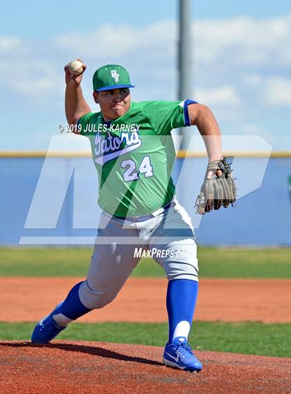 Thumbnail 2 in Bishop Manogue vs Green Valley (Diamondback Kickoff Tournament) photogallery.