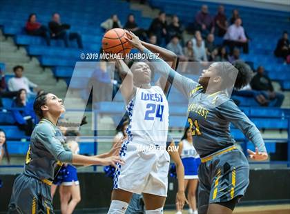 Thumbnail 2 in Plano East @ Plano West photogallery.