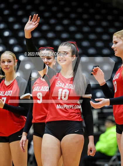 Thumbnail 3 in Randall vs. Salado (UIL 4A Volleyball Semi-Final) photogallery.