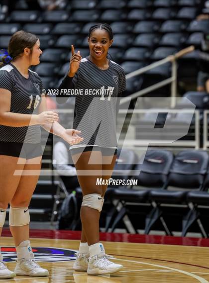 Thumbnail 2 in Randall vs. Salado (UIL 4A Volleyball Semi-Final) photogallery.