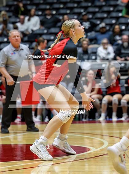Thumbnail 3 in Randall vs. Salado (UIL 4A Volleyball Semi-Final) photogallery.