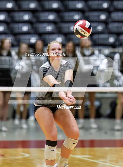 Thumbnail 2 in Randall vs. Salado (UIL 4A Volleyball Semi-Final) photogallery.