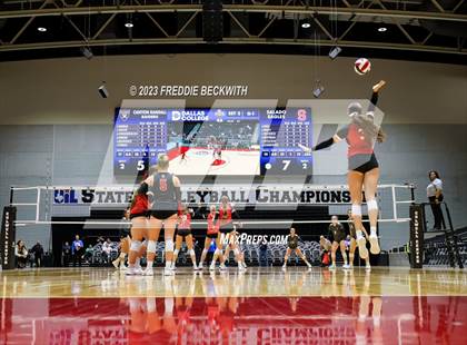 Thumbnail 3 in Randall vs. Salado (UIL 4A Volleyball Semi-Final) photogallery.