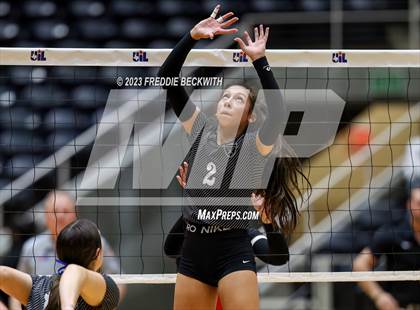Thumbnail 2 in Randall vs. Salado (UIL 4A Volleyball Semi-Final) photogallery.